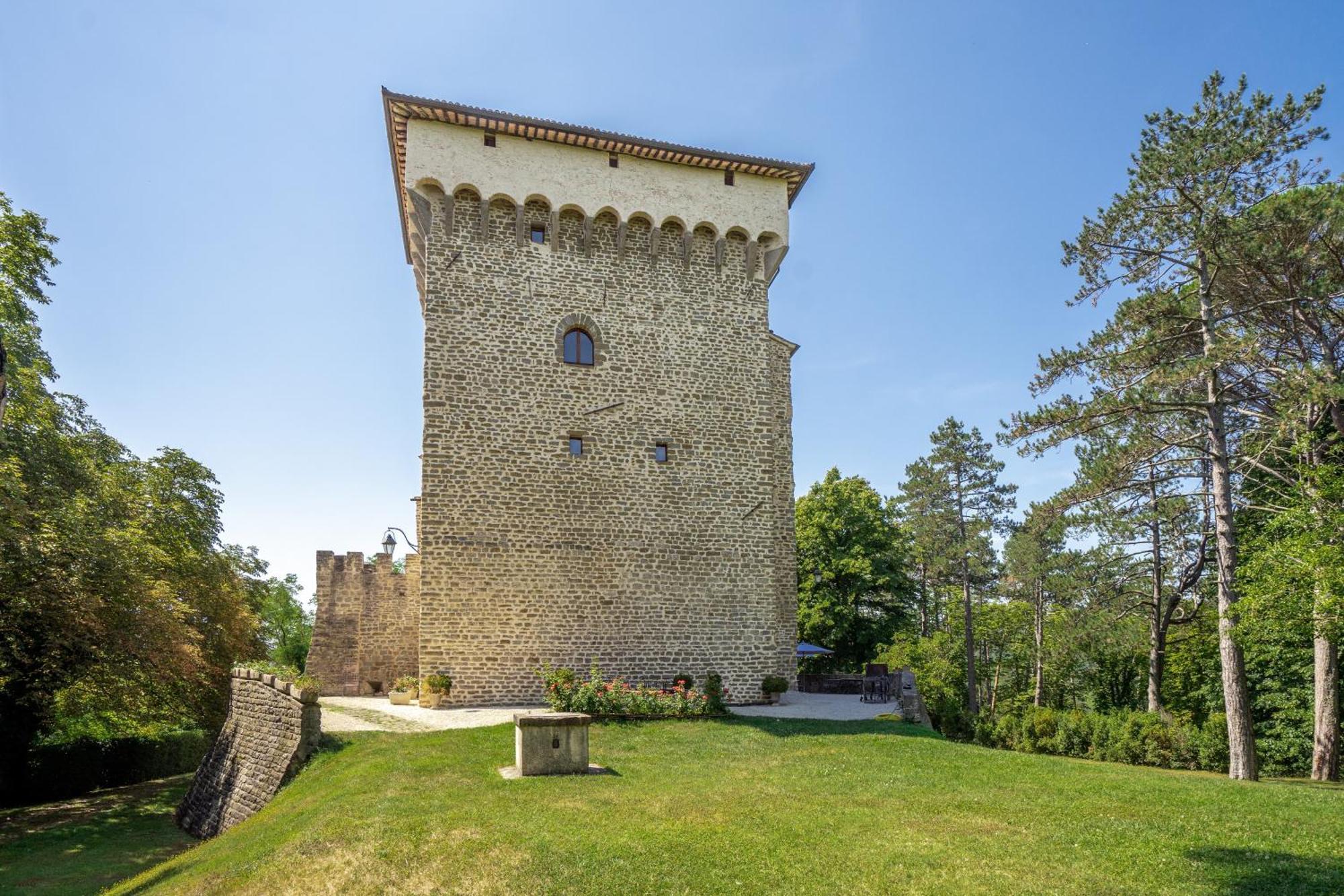 Castello Di Magrano Villa Gubbio Exterior photo